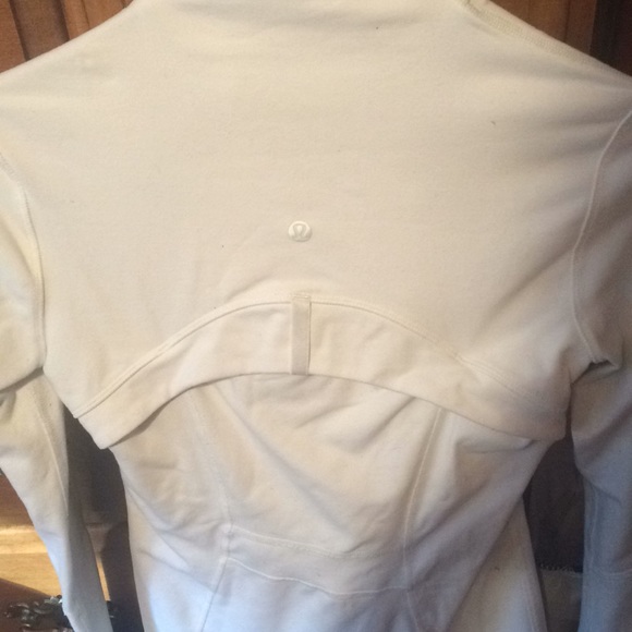 Lululemon jacket - Picture 3 of 5